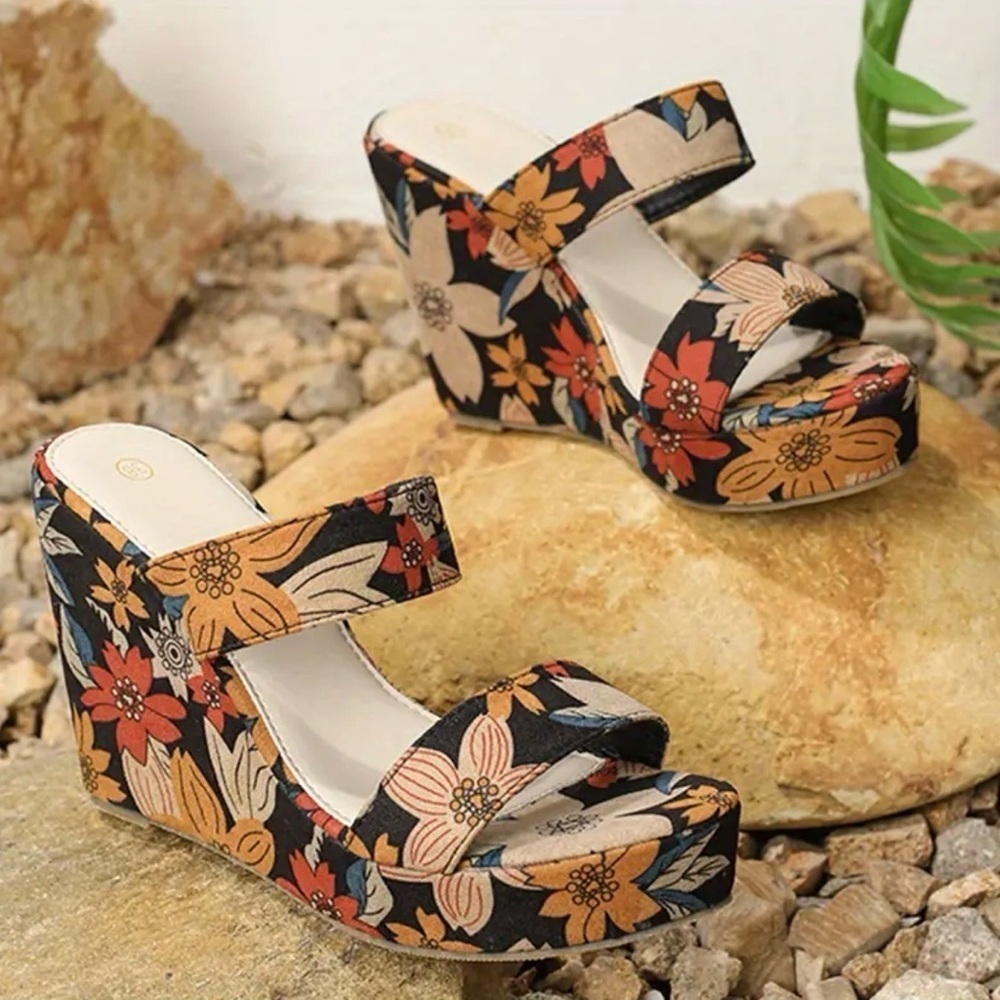🆕 Temu Floral Print Platform Wedge Sandals, Size 40, 8.5 Woman’s - Picture 2 of 10